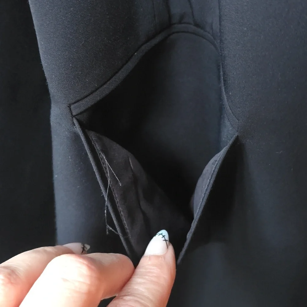Ann Taylor The Cutaway Black Long Line Blazer 6 - Picture 4 of 8